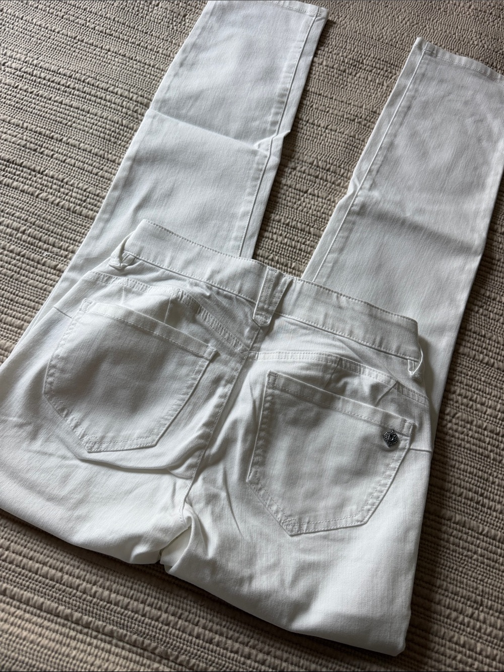 Democracy Ab solution Straight-Leg Jeans in White | Sz 2 - Picture 3 of 6